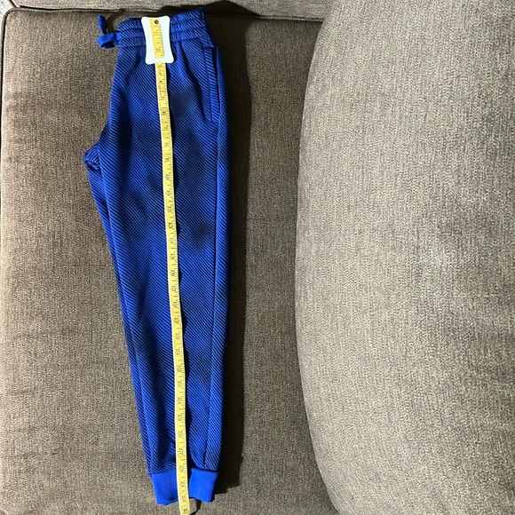 New Boys' UA Rival Fleece Printed Joggers Size YSM  (Youth Small) in Blue (B) - Picture 13 of 14